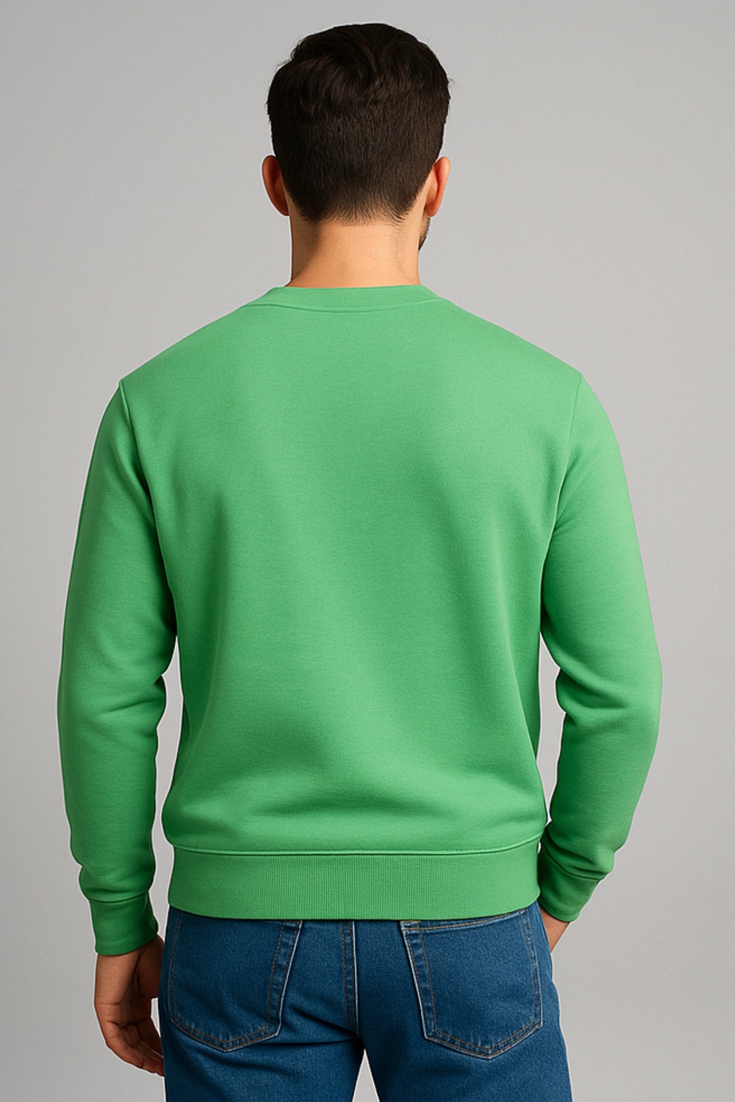 Keep Moving Solid Sweatshirt - Pista Geen